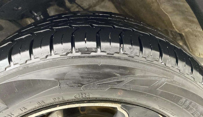 2015 Honda City 1.5L I-VTEC VX CVT, Petrol, Automatic, 1,26,834 km, Left Front Tyre Tread