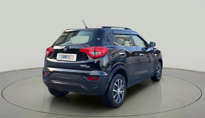 2023 Mahindra XUV300 W6 1.2 PETROL, Petrol, Manual, 17,347 km, Right Back Diagonal