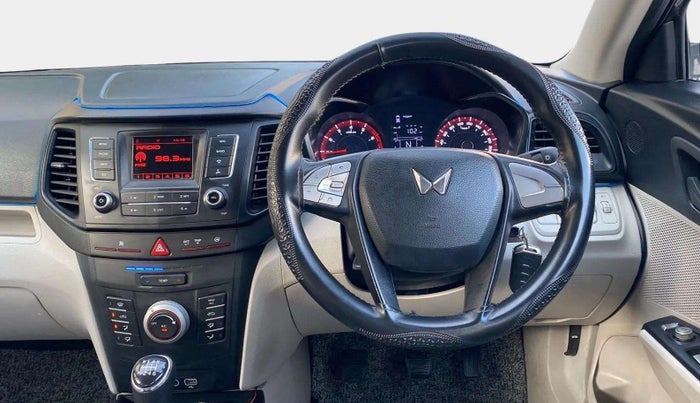2023 Mahindra XUV300 W6 1.2 PETROL, Petrol, Manual, 17,347 km, Air Conditioner