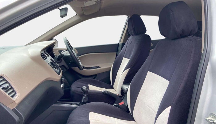 2018 Hyundai Elite i20 ASTA 1.2, Petrol, Manual, 31,396 km, Right Side Front Door Cabin