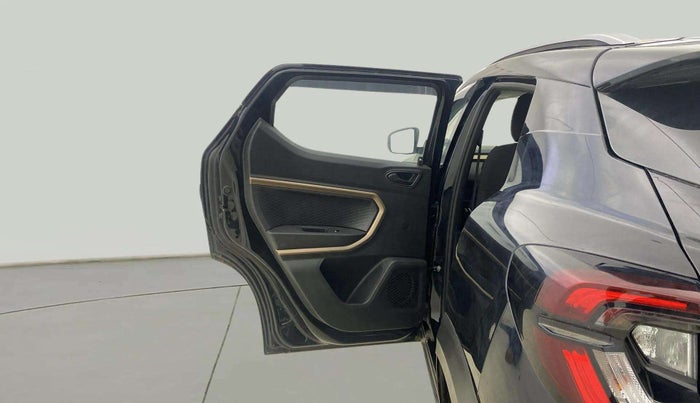 2024 Renault Kiger RXT MT, Petrol, Manual, 4,347 km, LHS Rear Door