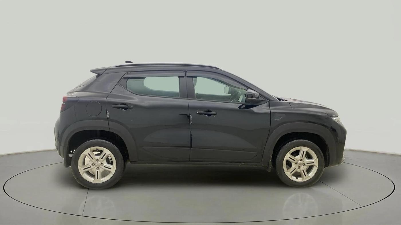 2024 Renault Kiger RXT MT, Petrol, Manual, 4,347 km, Right Side View