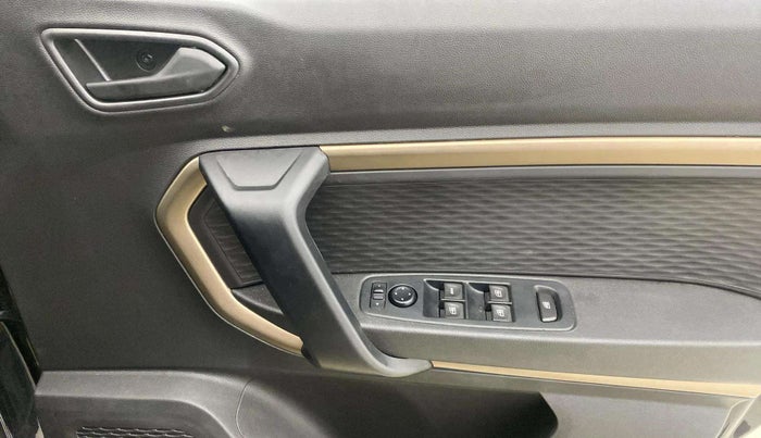 2024 Renault Kiger RXT MT, Petrol, Manual, 4,347 km, Driver Side Door Panels Control