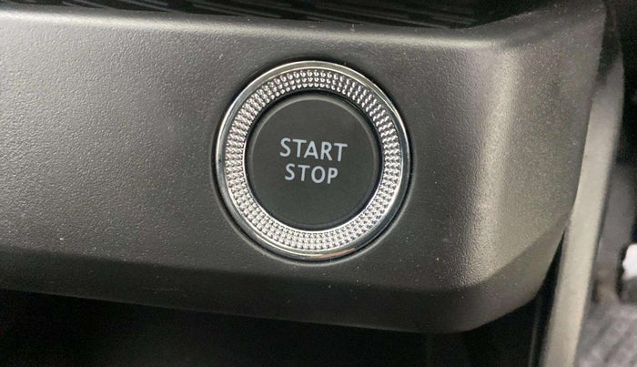 2024 Renault Kiger RXT MT, Petrol, Manual, 4,347 km, Keyless Start/ Stop Button