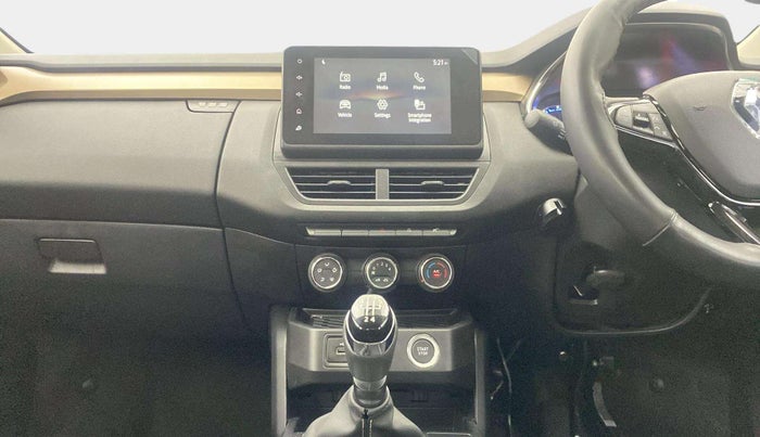 2024 Renault Kiger RXT MT, Petrol, Manual, 4,347 km, Air Conditioner