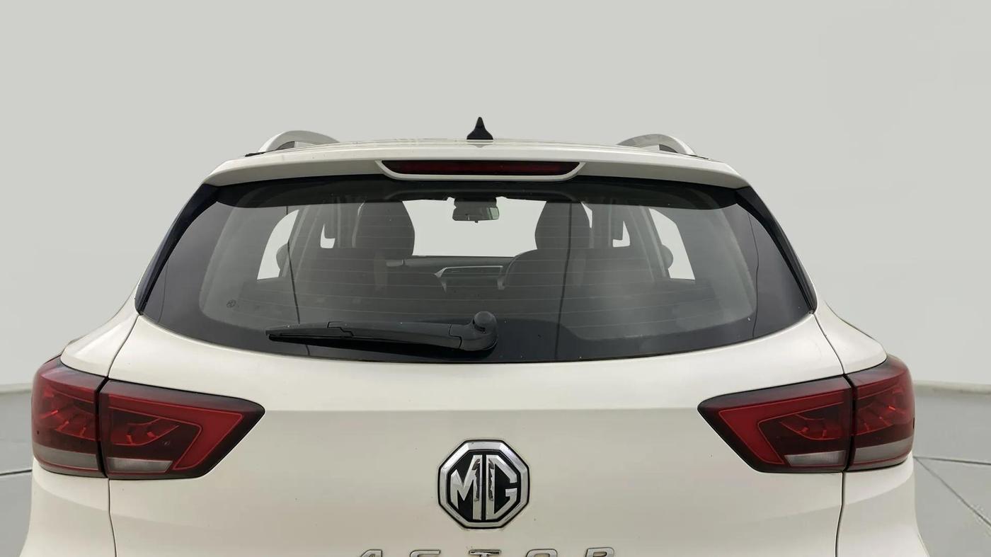 2022 MG ASTOR SUPER EX 1.5 MT, Petrol, Manual, 16,320 km, Rear Windshield