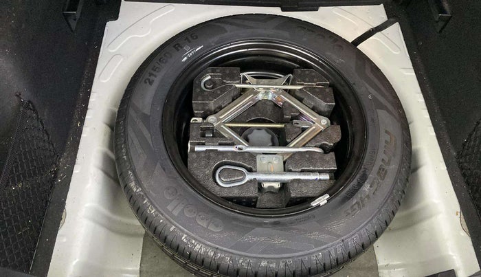 2022 MG ASTOR SUPER EX 1.5 MT, Petrol, Manual, 16,320 km, Spare Tyre