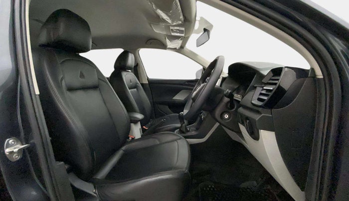 2022 Skoda KUSHAQ ACTIVE 1.0L TSI MT, Petrol, Manual, 42,711 km, Right Side Front Door Cabin