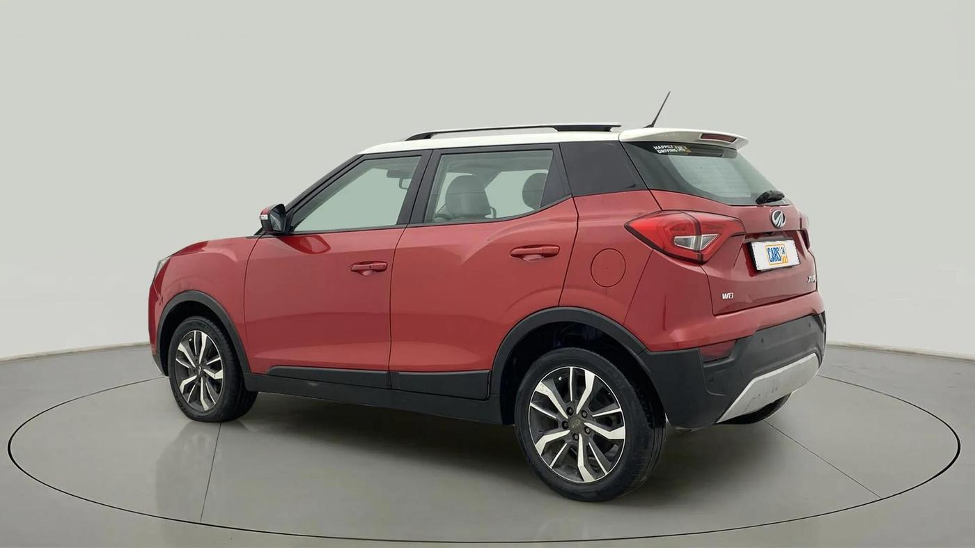 2019 Mahindra XUV300 W8 (O) 1.5 DIESEL, Diesel, Manual, 1,70,000 km, Left Back Diagonal