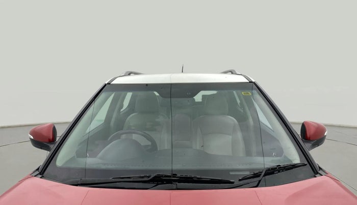 2019 Mahindra XUV300 W8 (O) 1.5 DIESEL, Diesel, Manual, 1,69,999 km, Front Windshield