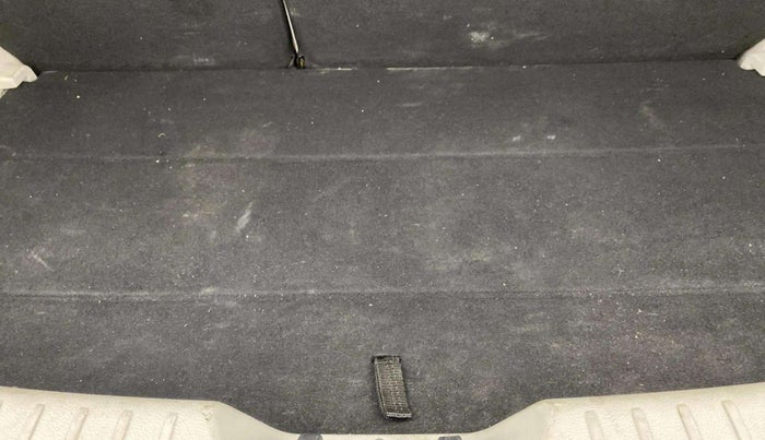 2019 Mahindra XUV300 W8 (O) 1.5 DIESEL, Diesel, Manual, 1,69,999 km, Boot Inside
