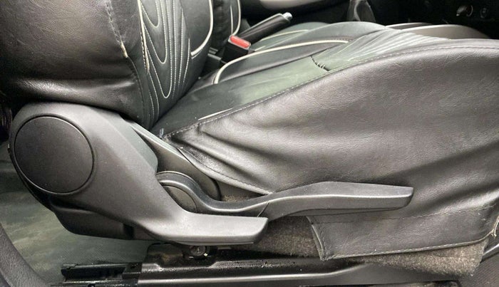 2021 Maruti Baleno ALPHA PETROL 1.2, Petrol, Manual, 1,02,186 km, Driver Side Adjustment Panel