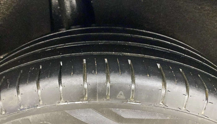 2021 Maruti Baleno ALPHA PETROL 1.2, Petrol, Manual, 1,02,186 km, Right Rear Tyre Tread