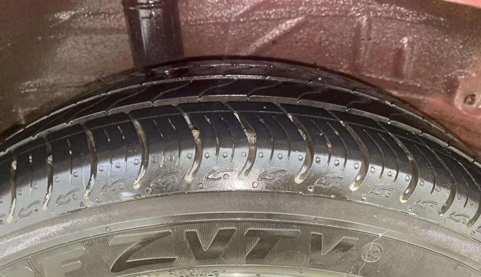 2021 Honda Amaze 1.2L I-VTEC VX CVT, Petrol, Automatic, 6,346 km, Right Rear Tyre Tread