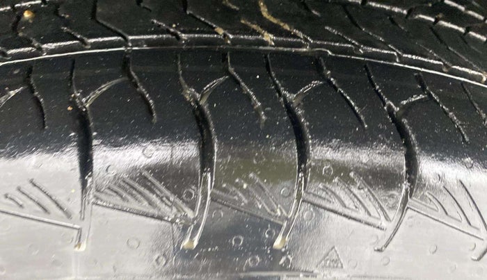 2023 Maruti Grand Vitara ALPHA SMART HYBRID, Petrol, Manual, 53,294 km, Left Front Tyre Tread