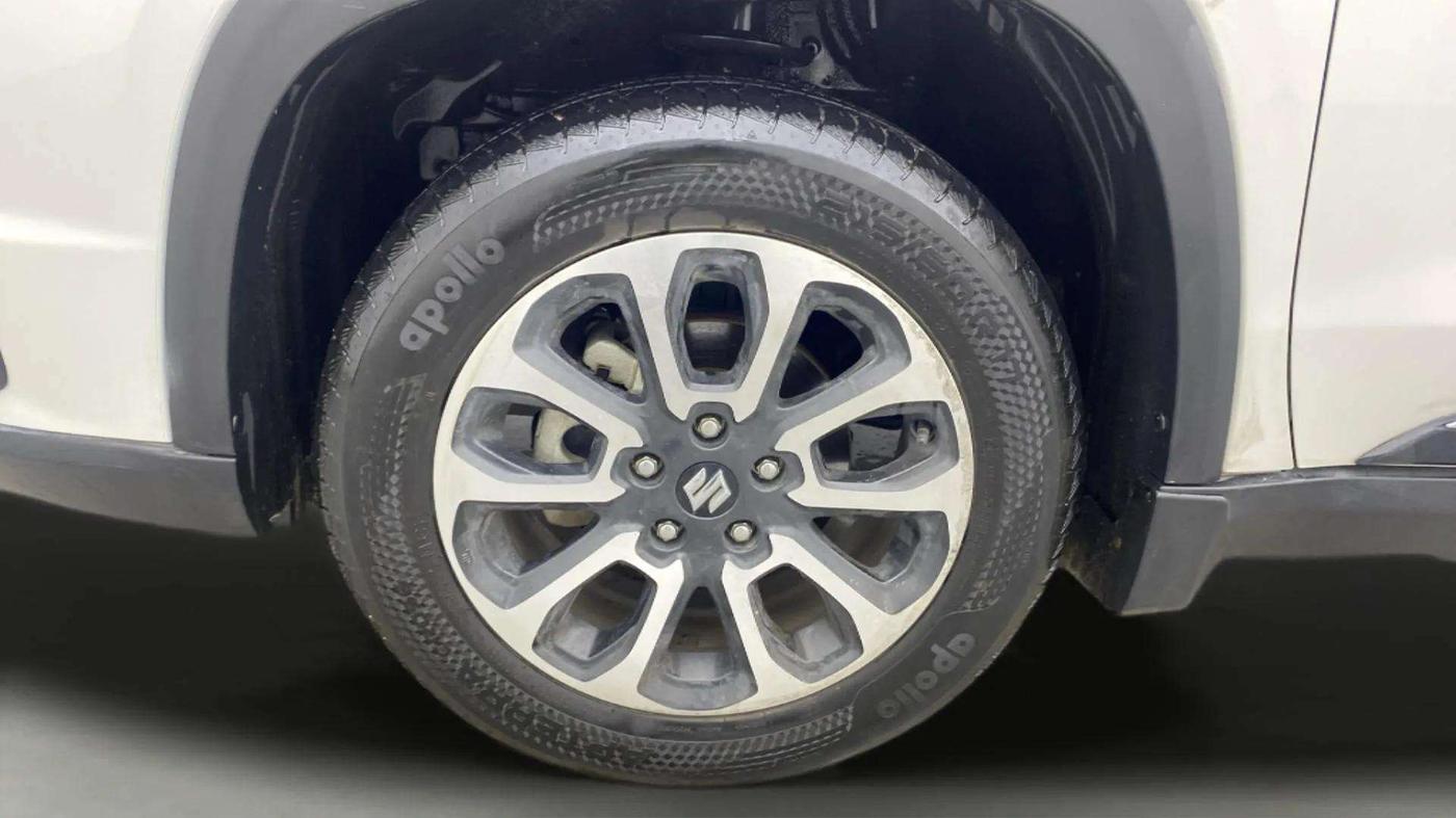 2023 Maruti Grand Vitara ALPHA SMART HYBRID, Petrol, Manual, 53,295 km, Left Front Wheel