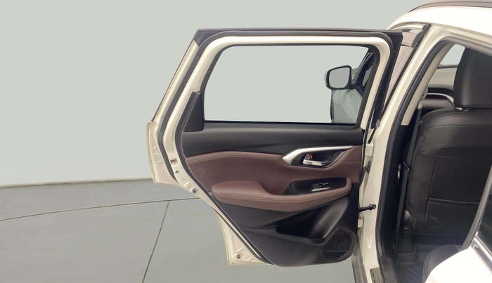 2023 Maruti Grand Vitara ALPHA SMART HYBRID, Petrol, Manual, 53,294 km, LHS Rear Door