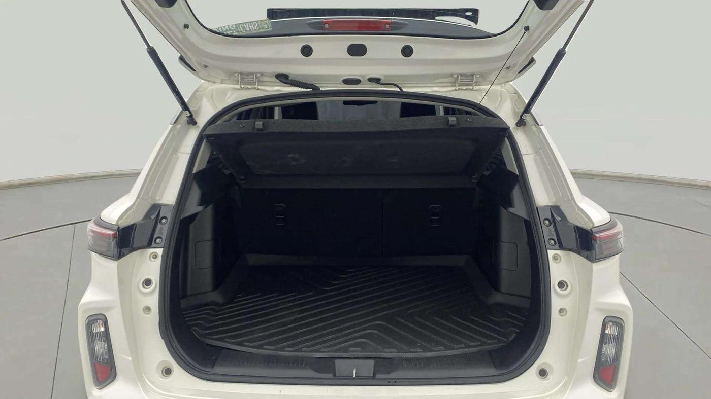 2023 Maruti Grand Vitara ALPHA SMART HYBRID, Petrol, Manual, 53,295 km, Boot Inside