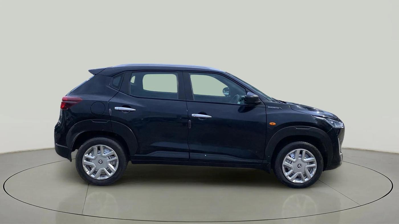 2025 Nissan MAGNITE Visia EZ-Shift, Petrol, Automatic, 20,354 km, Right Side View