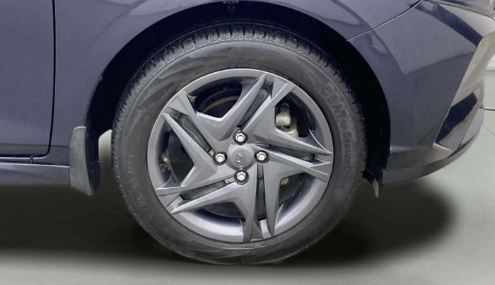 2022 Hyundai NEW I20 Sportz 1.2 IVT, Petrol, Automatic, 8,578 km, Right Front Wheel