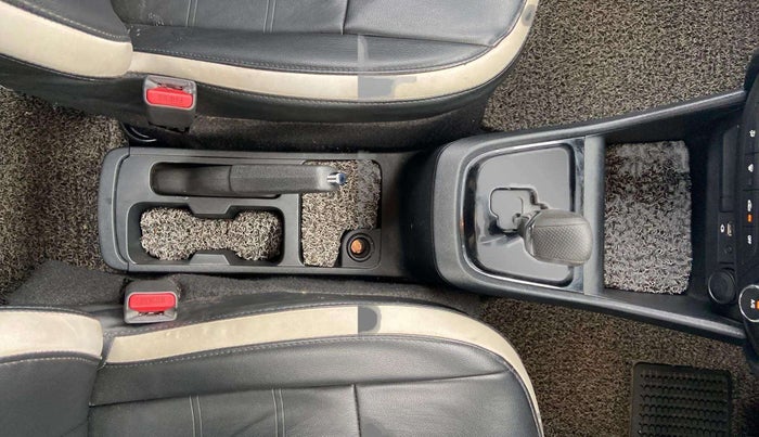 2023 Tata PUNCH ACCOMPLISHED AMT, Petrol, Automatic, 20,947 km, Gear Lever