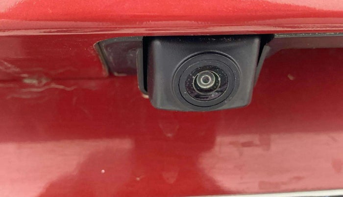 2021 Mahindra XUV300 W8 1.5 DIESEL, Diesel, Manual, 22,723 km, Parking Camera