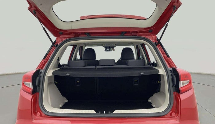 2021 Mahindra XUV300 W8 1.5 DIESEL, Diesel, Manual, 22,723 km, Boot Open Zoomed View