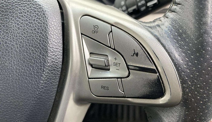 2021 Mahindra XUV300 W8 1.5 DIESEL, Diesel, Manual, 22,723 km, Adaptive Cruise Control