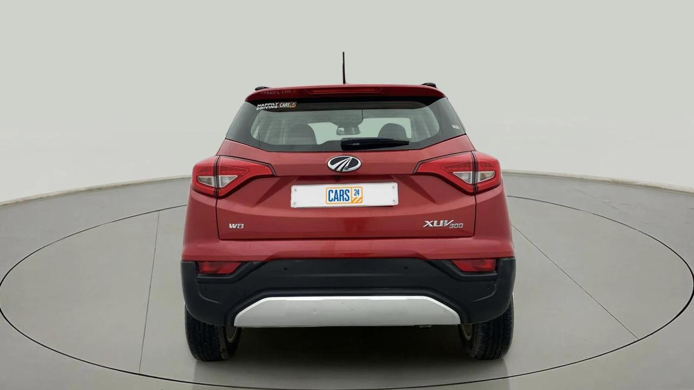 2021 Mahindra XUV300 W8 1.5 DIESEL, Diesel, Manual, 22,785 km, Back/Rear