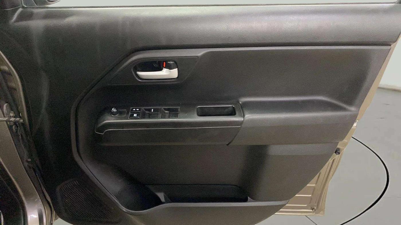 2023 Maruti New Wagon-R VXI 1.0, Petrol, Manual, 21,584 km, Driver Side Door Panels Control