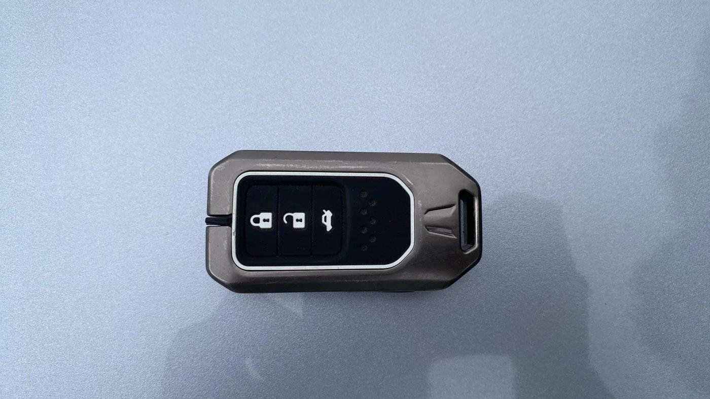 2020 Honda City 1.5L I-VTEC ZX, CNG, Manual, 87,610 km, Key Close Up