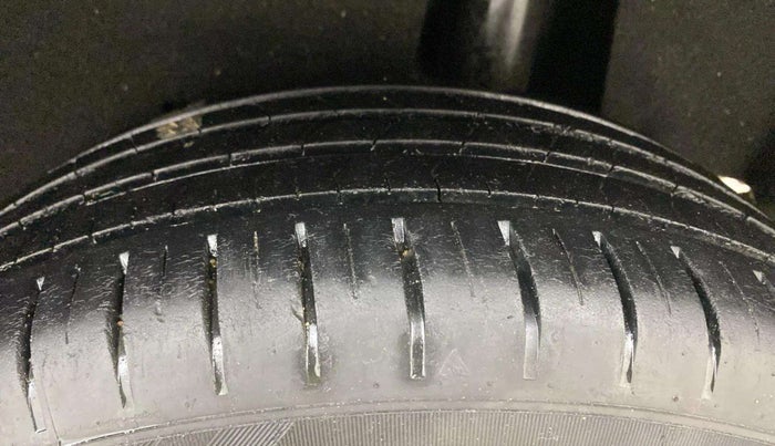 2021 Maruti Baleno ZETA PETROL 1.2, Petrol, Manual, 45,203 km, Left Rear Tyre Tread