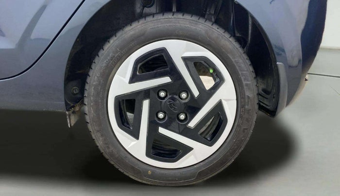 2024 Hyundai GRAND I10 NIOS MAGNA CORPORATE EDITION AMT 1.2 KAPPA VTVT, Petrol, Automatic, 6,691 km, Left Rear Wheel