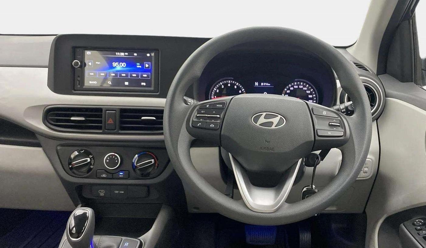 2024 Hyundai GRAND I10 NIOS MAGNA CORPORATE EDITION AMT 1.2 KAPPA VTVT, Petrol, Automatic, 6,814 km, Steering Wheel Close Up
