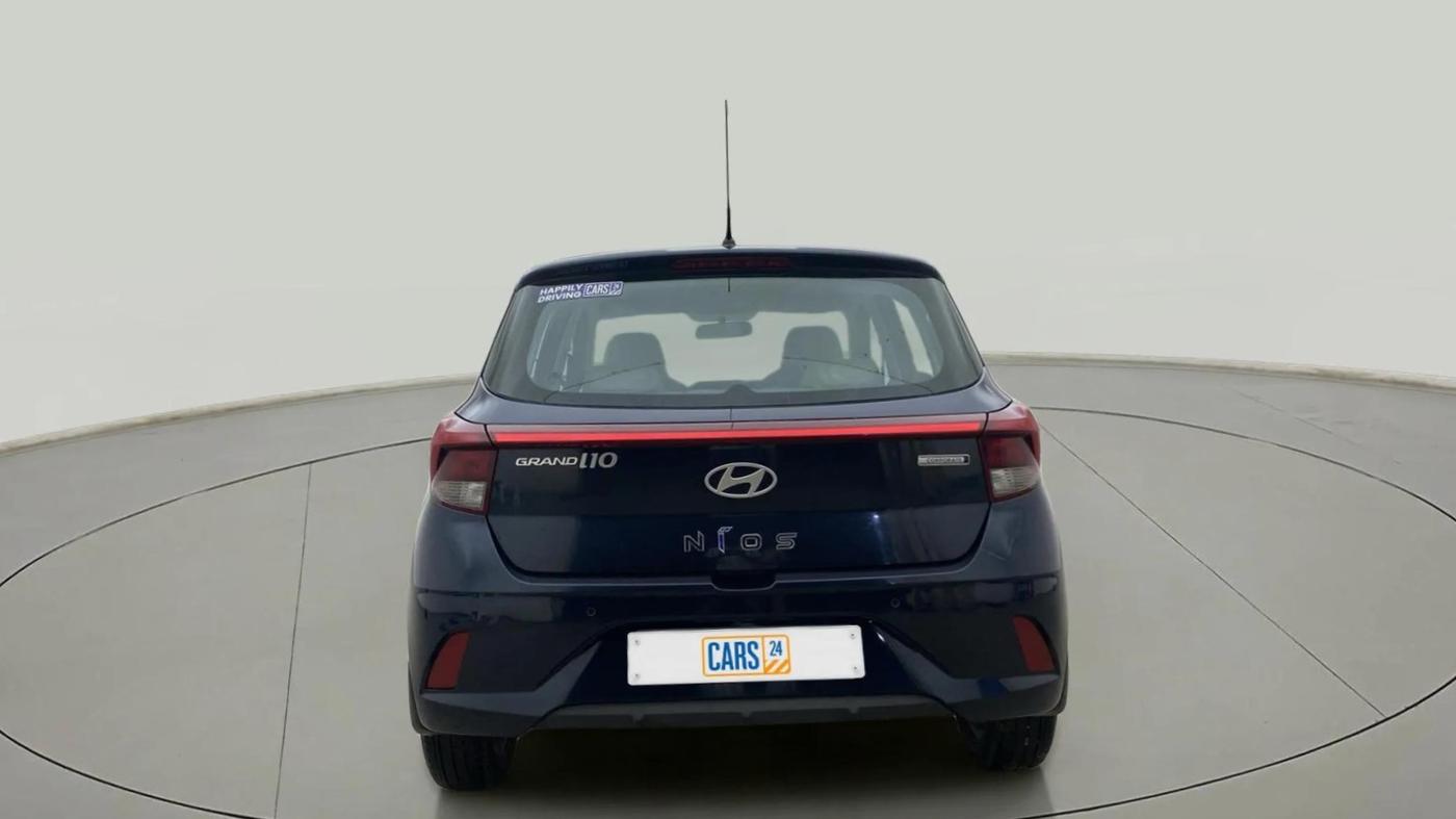 2024 Hyundai GRAND I10 NIOS MAGNA CORPORATE EDITION AMT 1.2 KAPPA VTVT, Petrol, Automatic, 6,814 km, Back/Rear
