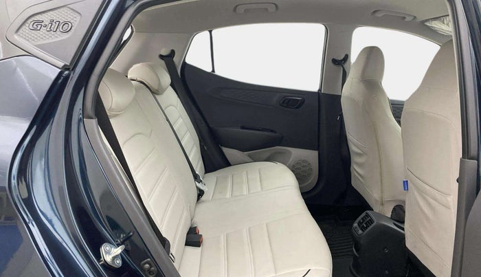 2024 Hyundai GRAND I10 NIOS MAGNA CORPORATE EDITION AMT 1.2 KAPPA VTVT, Petrol, Automatic, 6,691 km, Right Side Rear Door Cabin