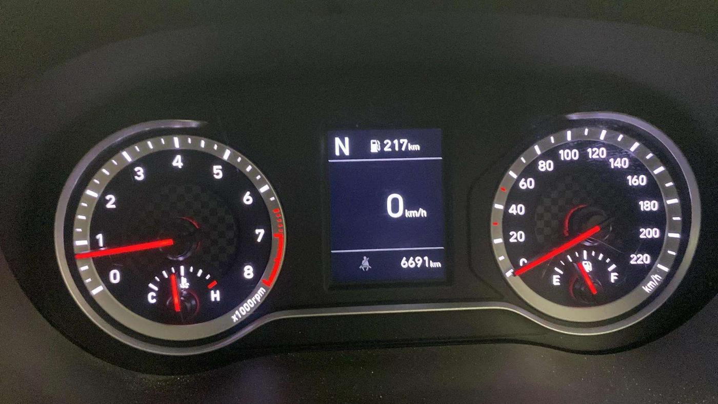 2024 Hyundai GRAND I10 NIOS MAGNA CORPORATE EDITION AMT 1.2 KAPPA VTVT, Petrol, Automatic, 6,814 km, Odometer Image