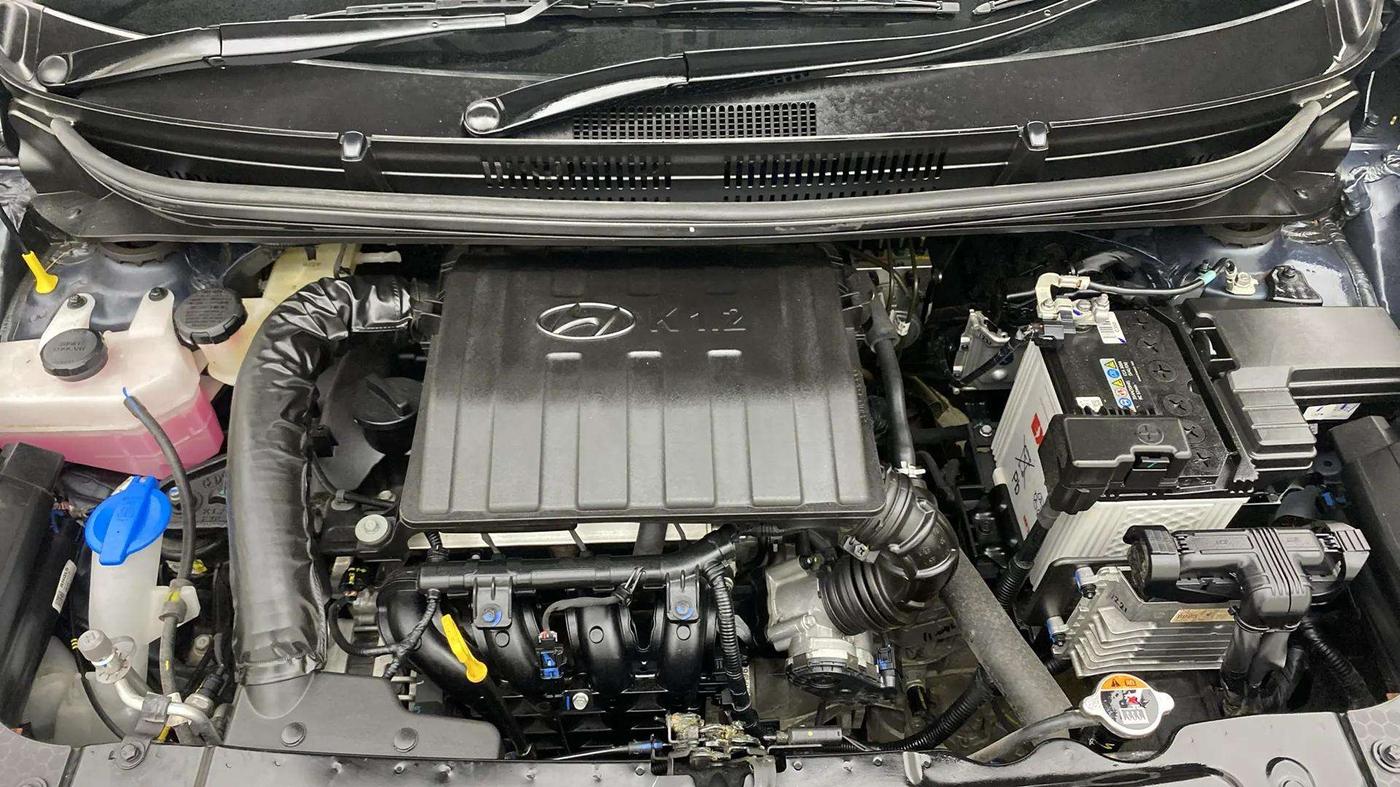2024 Hyundai GRAND I10 NIOS MAGNA CORPORATE EDITION AMT 1.2 KAPPA VTVT, Petrol, Automatic, 6,814 km, Engine View