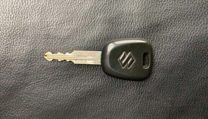 2013 Maruti Alto K10 VXI, Petrol, Manual, 42,799 km, Key Close Up