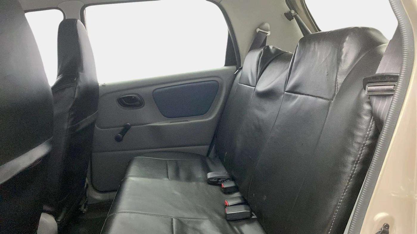 2013 Maruti Alto K10 VXI, Petrol, Manual, 42,799 km, Right Side Rear Door Cabin