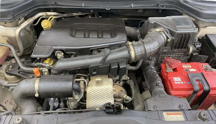 2019 Mahindra XUV300 W8 1.2 PETROL, Petrol, Manual, 52,859 km, Engine View