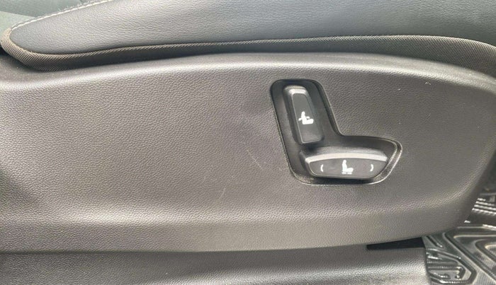 2020 MG HECTOR SHARP 2.0 DIESEL, Diesel, Manual, 49,285 km, Driver Side Adjustment Panel