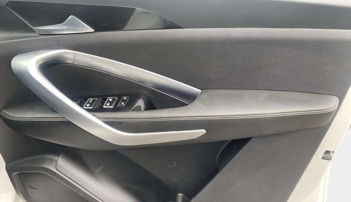 2020 MG HECTOR SHARP 2.0 DIESEL, Diesel, Manual, 49,285 km, Driver Side Door Panels Control