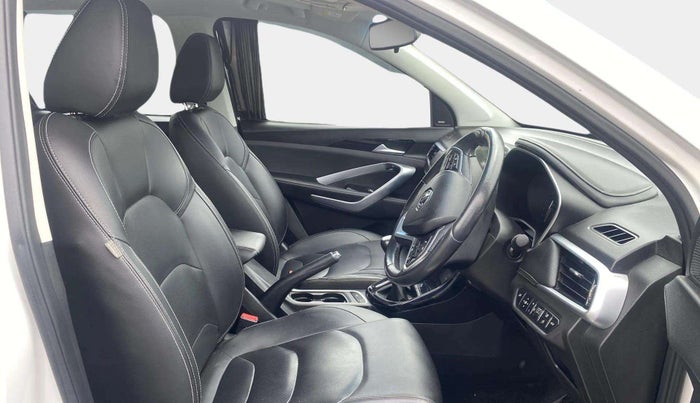 2020 MG HECTOR SHARP 2.0 DIESEL, Diesel, Manual, 49,285 km, Right Side Front Door Cabin