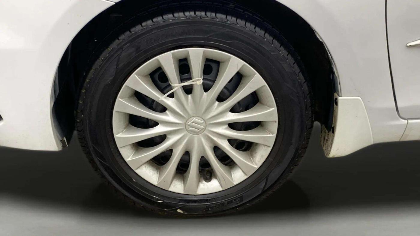 2019 Maruti Ciaz SIGMA 1.5 SHVS MT  PETROL, Petrol, Manual, 68,988 km, Left Front Wheel