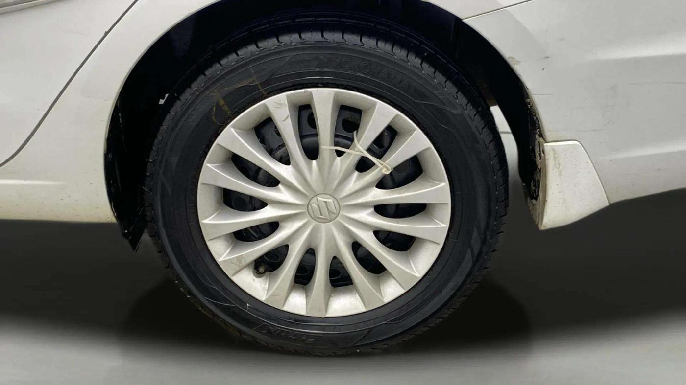 2019 Maruti Ciaz SIGMA 1.5 SHVS MT  PETROL, Petrol, Manual, 68,988 km, Left Rear Wheel