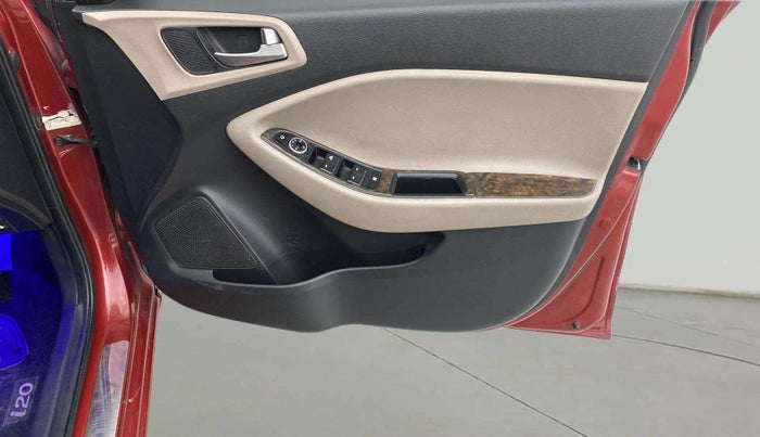 2019 Hyundai Elite i20 ASTA (O) CVT, Petrol, Automatic, 50,458 km, Driver Side Door Panels Control