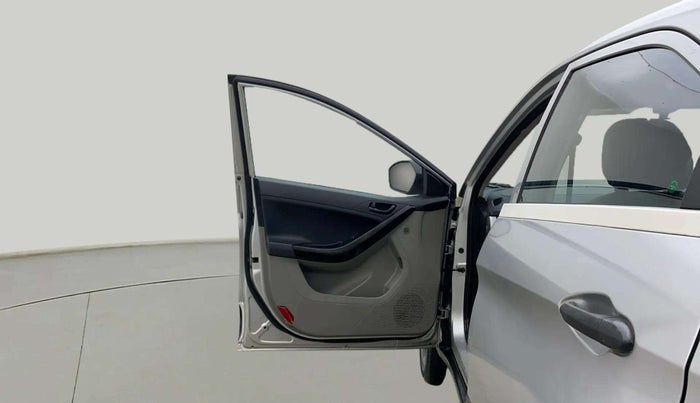 2018 Tata NEXON XM PETROL, Petrol, Manual, 39,126 km, LHS Front Door