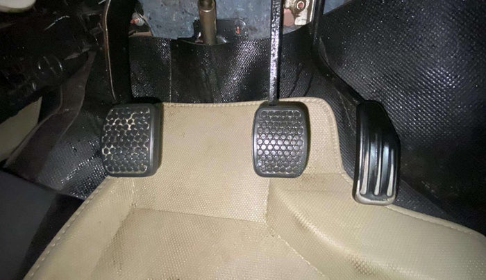 2014 Maruti Alto 800 VXI, Petrol, Manual, 61,057 km, Pedals