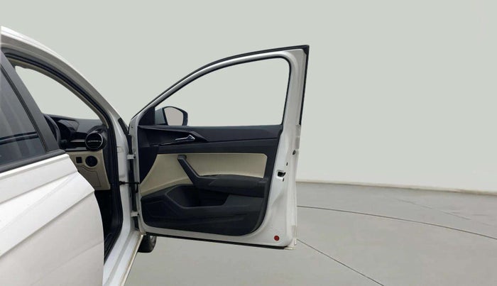 2022 Skoda SLAVIA AMBITION 1.0L TSI MT, Petrol, Manual, 29,320 km, RHS Front Door